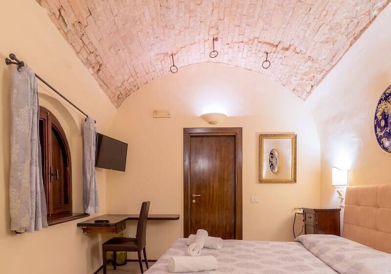 فندق Trevi Palazzo Natalini