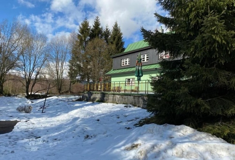 בית מלון כפרי U Supa