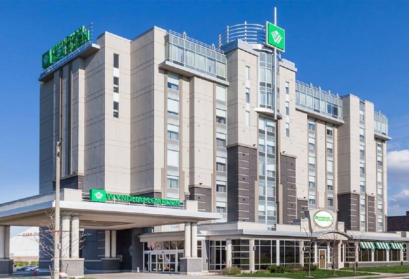 هتل Wyndham Garden Niagara Falls Fallsview