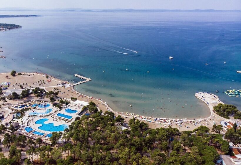 בית מלון כפרי Zaton Holiday Resort