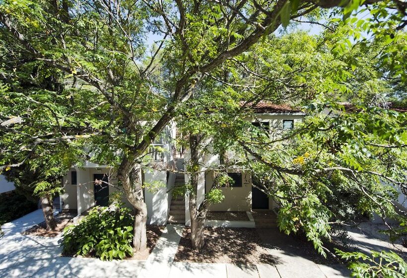 בית מלון כפרי Zaton Holiday Resort