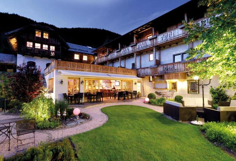 בית מלון כפרי Zum Weissensee