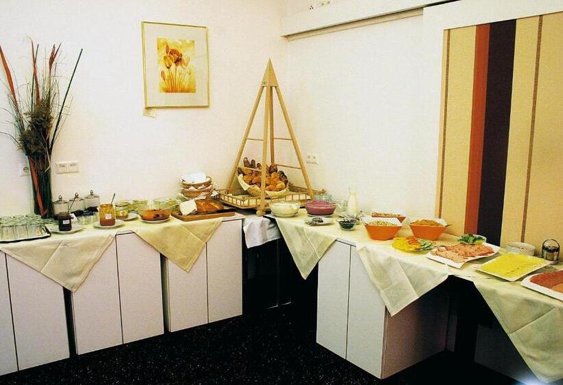 בית מלון כפרי Zur Schonenburg