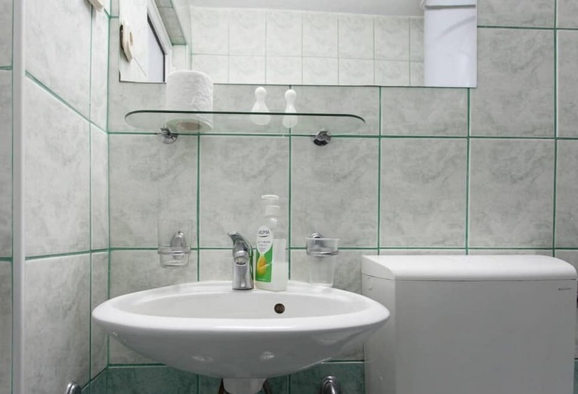 Vila Kosta City Center Port