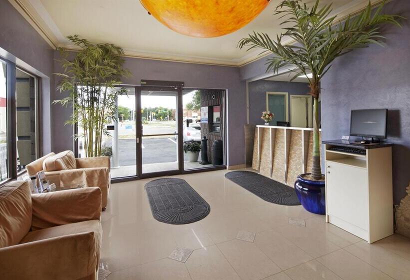 فندق على الطريق Canadas Best Value Inn Richmond Hill