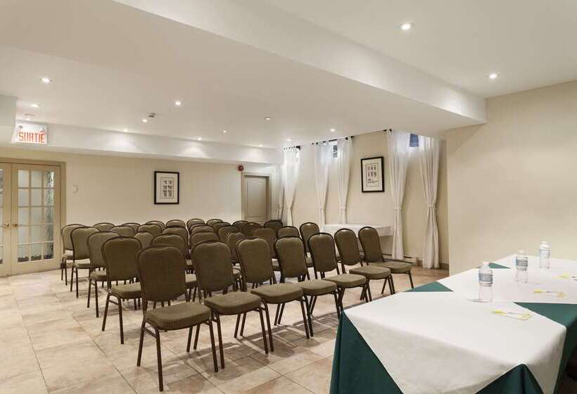 汽车旅馆  Days Inn By Wyndham Montreal East