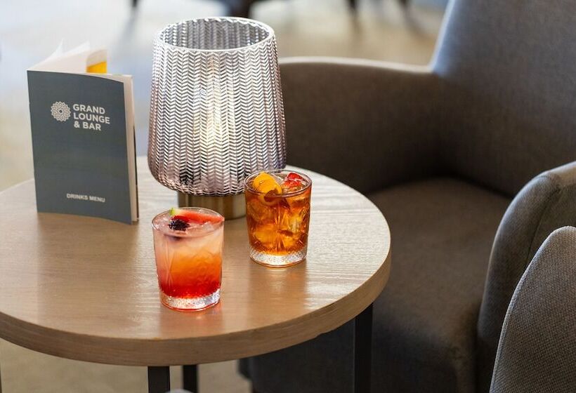 Ramada Hotel & Suites By Wyndham Costa Del Sol