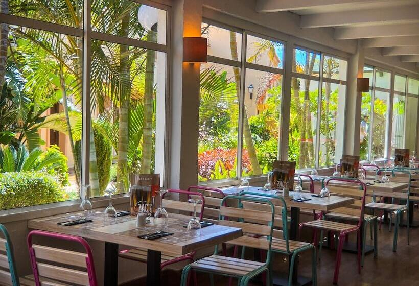 Ramada Hotel & Suites By Wyndham Costa Del Sol