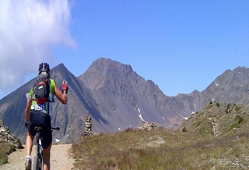 渡假胜地  Campus Cerdanya