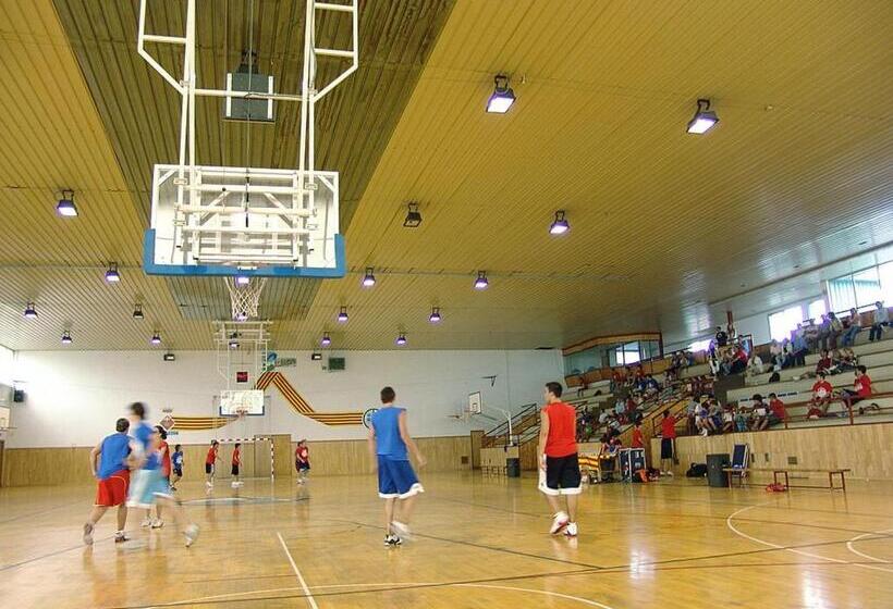 渡假胜地  Campus Cerdanya