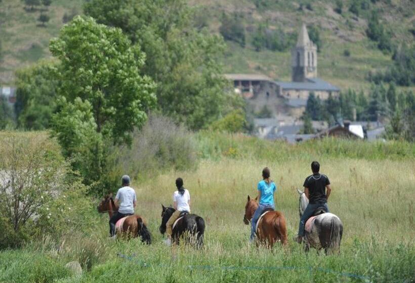 渡假胜地  Campus Cerdanya