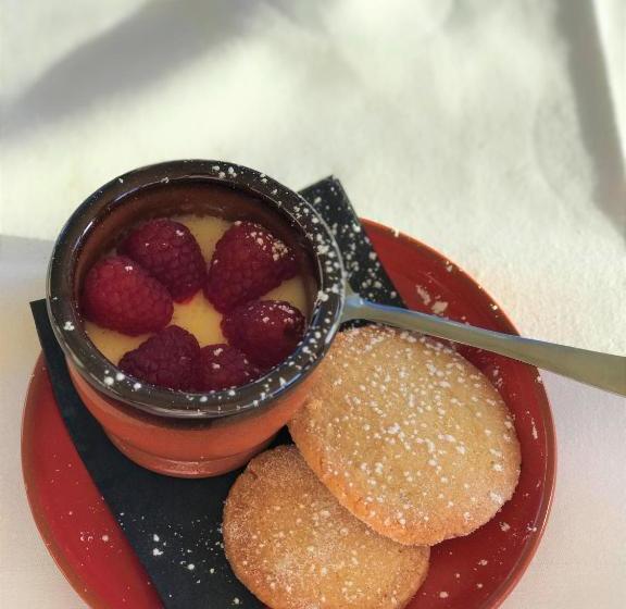 The Longcross Hotel And Gardens