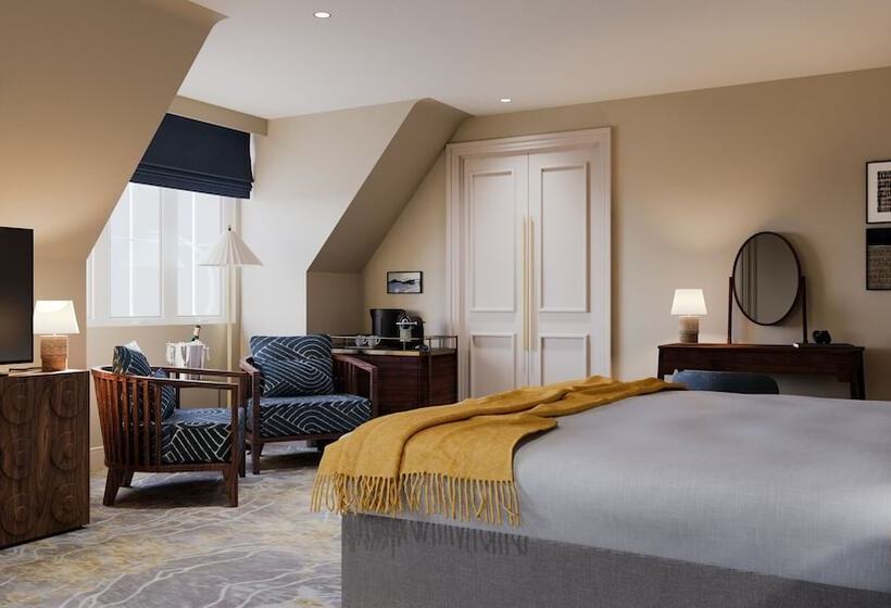 The White Horses By Everly Hotels Collection