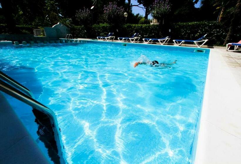 Homiday   Holiday Rendez Vous