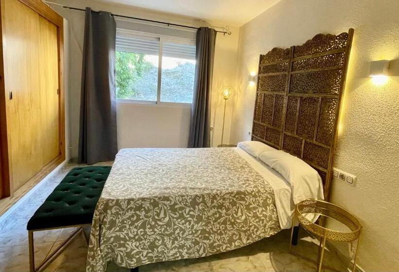 ホテル Chinasol Low Cost