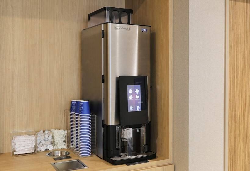 בית מלון כפרי Jr Inn Sapporo Kita 2 Jo