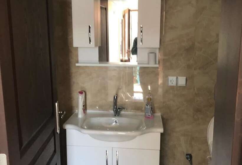 בית מלון כפרי Shah Sultan Ozturk