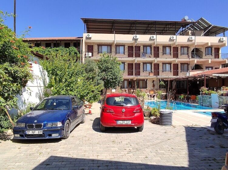 בית מלון כפרי Shah Sultan Ozturk