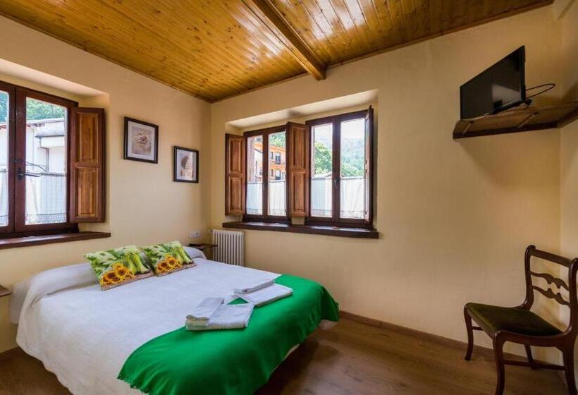 פנסיון Hostal Peña Santa