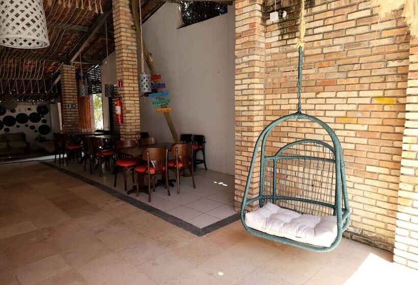 پانسیون Pousada Canaã