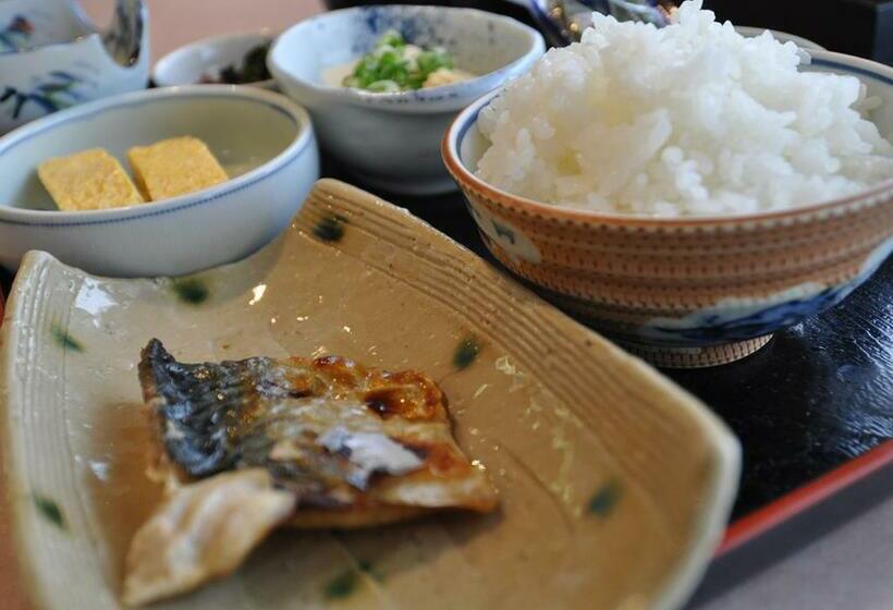 旅館 Meribel Tsugaike