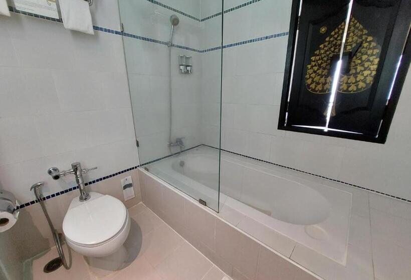 Supalai Scenic Bay Resort And Spa, Sha Extra Plus