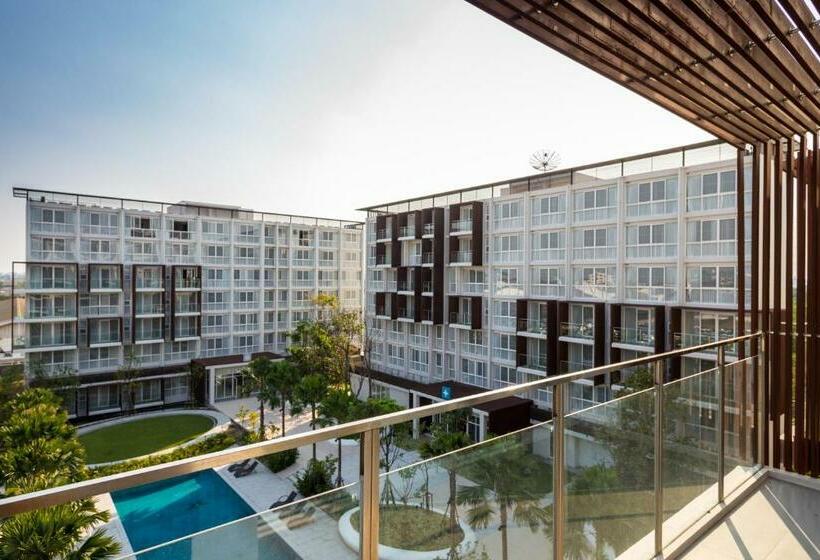 The Idle Hotel And Residence