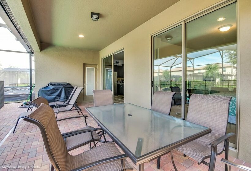 5 Bed 5 Ba Villa With Game Room, Pool & Spa