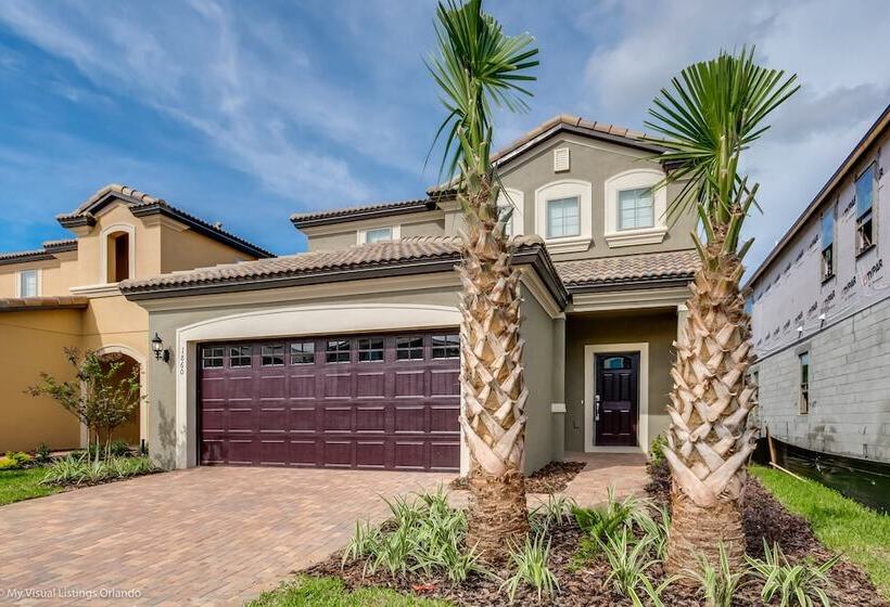 5 Bed 5 Ba Villa With Game Room, Pool & Spa