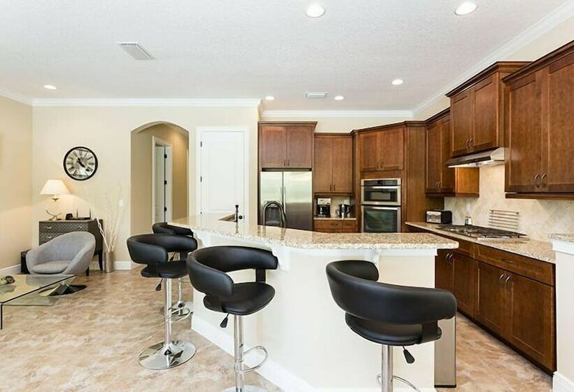 Exceptional 5bd House On Reunion Resort 845dm