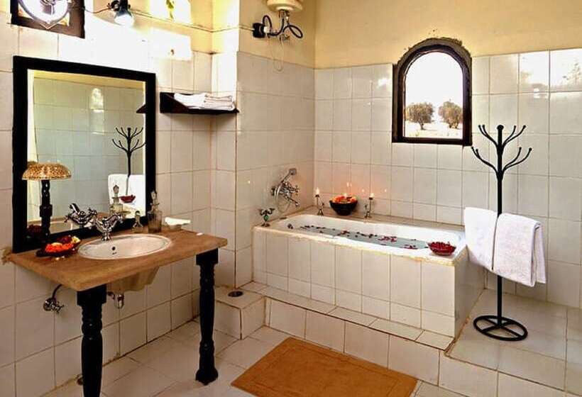 בית מלון כפרי The Desert Haveli Resort And Camp