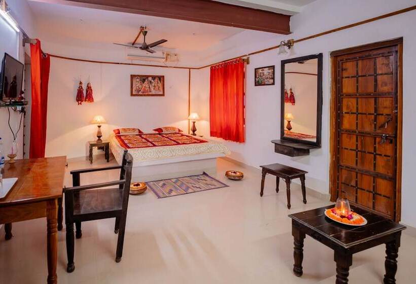 בית מלון כפרי The Desert Haveli Resort And Camp