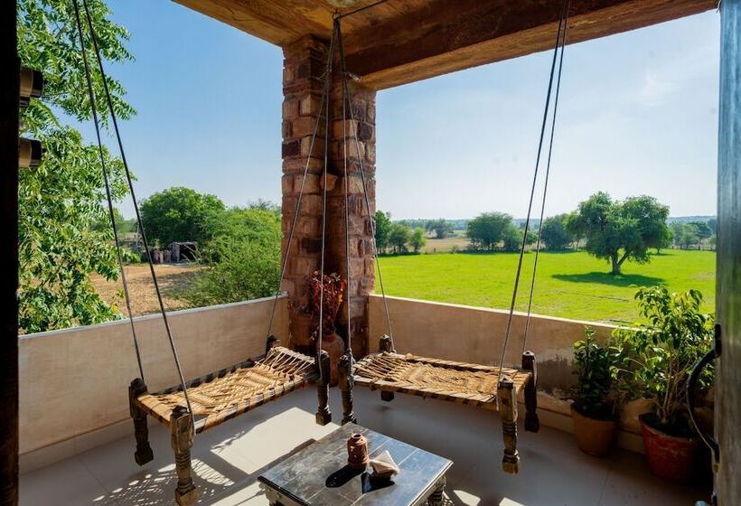 בית מלון כפרי The Desert Haveli Resort And Camp