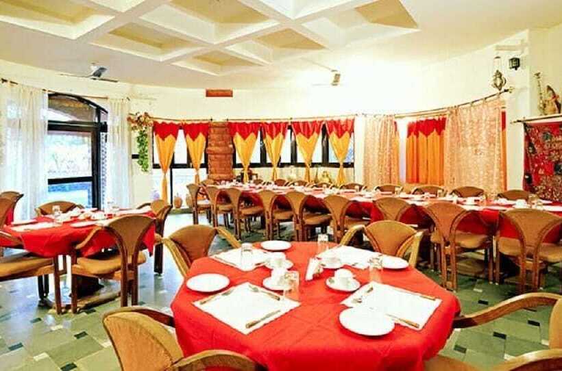 בית מלון כפרי The Desert Haveli Resort And Camp