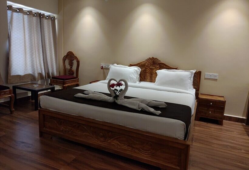 בית מלון כפרי Utopia Resort