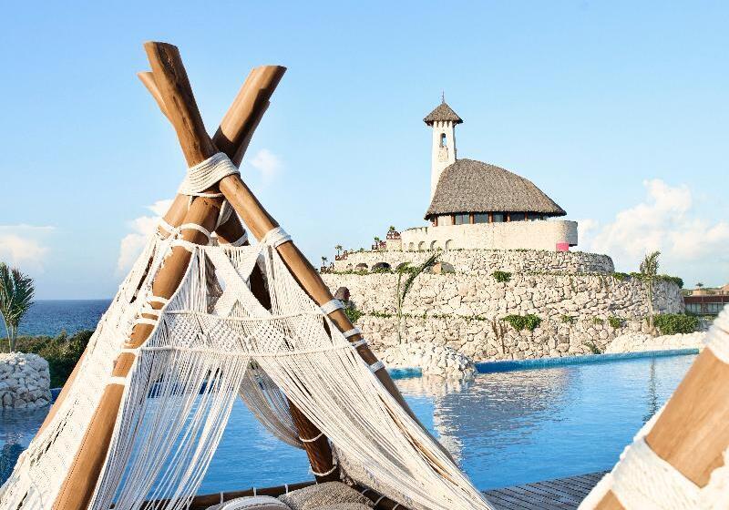 Отель Xcaret Arte  All Parks All Fun Inclusive  Adults Only