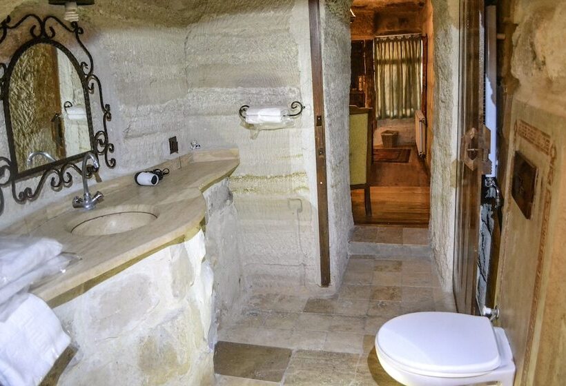 فندق Emily Cave House