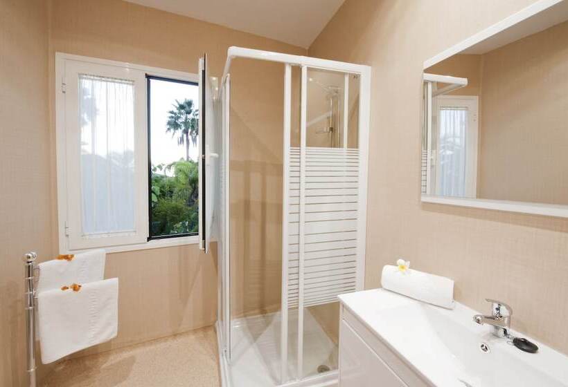 Apartamentos Adjovimar