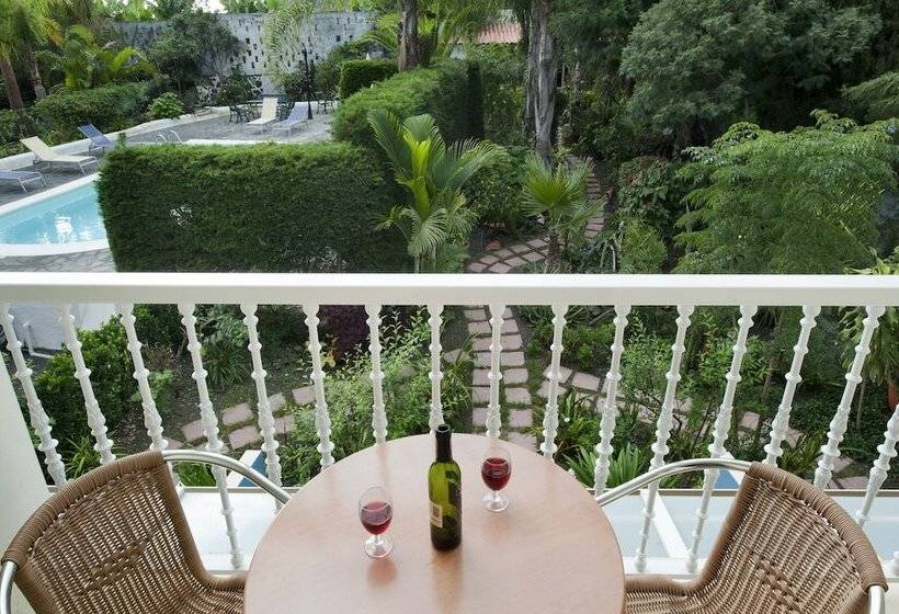 Apartamentos Adjovimar