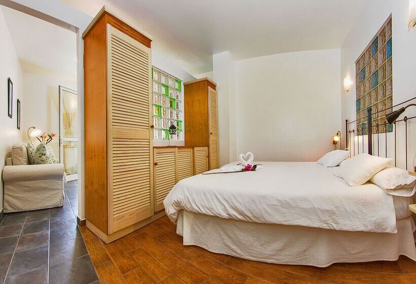 Apartamentos Adjovimar