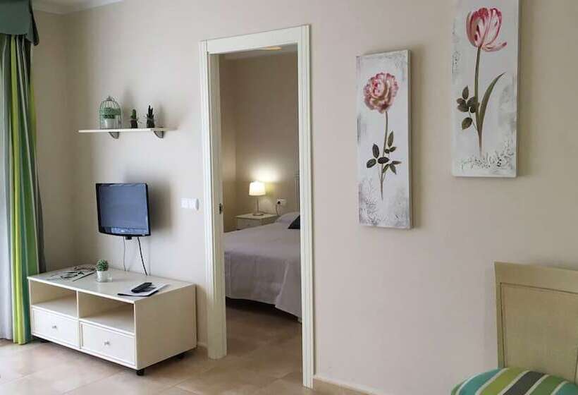 Apartamentos Esmeralda Suites Unitursa