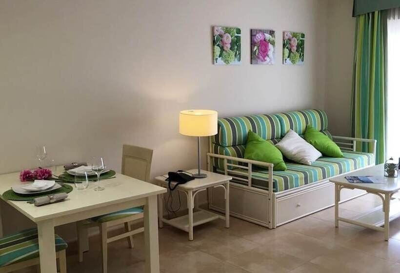 Apartamentos Esmeralda Suites Unitursa