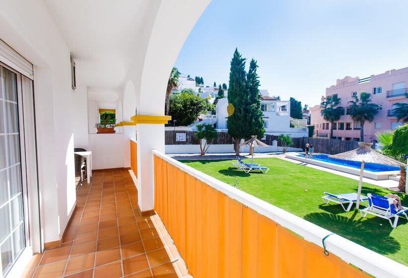 At Almoraide Rooms Suites