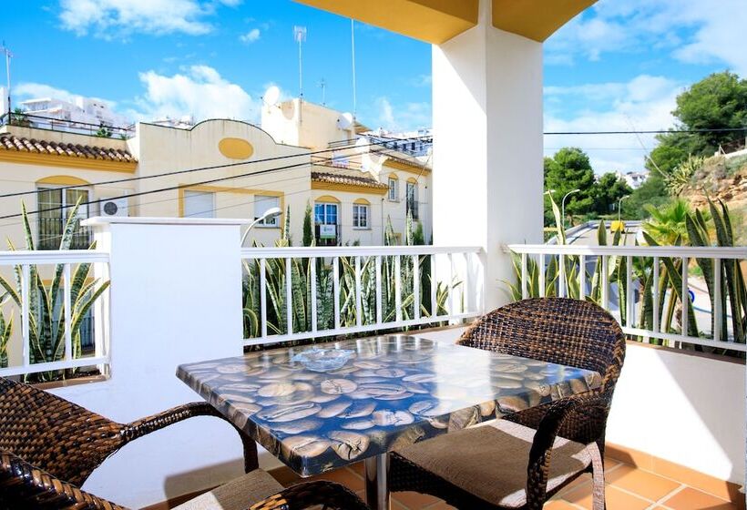 At Almoraide Rooms Suites