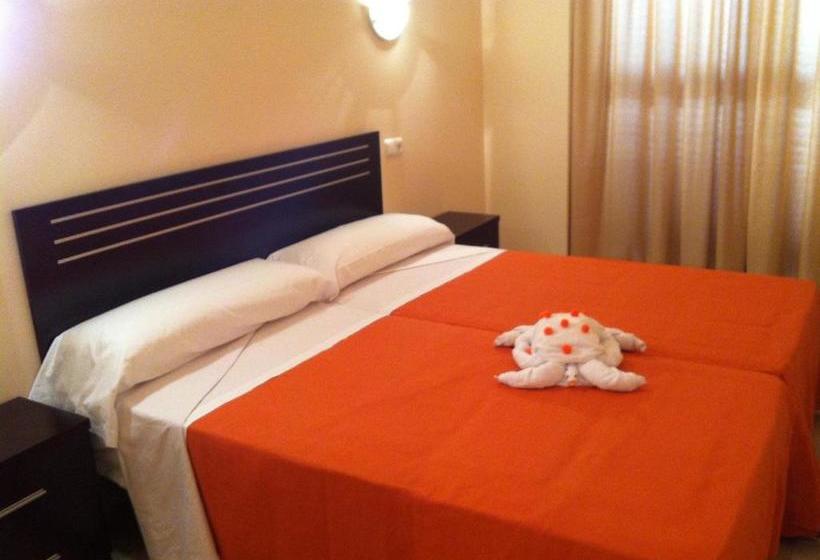 Apartamentos Turisticos Parque Tropical