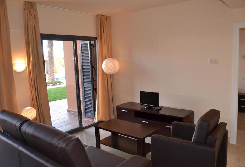 Apartamentos Turisticos Parque Tropical