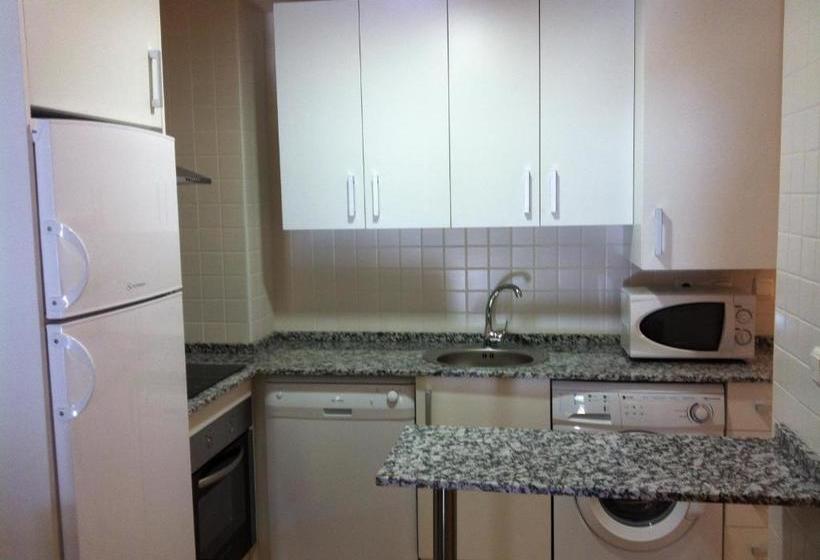 Apartamentos Turisticos Parque Tropical