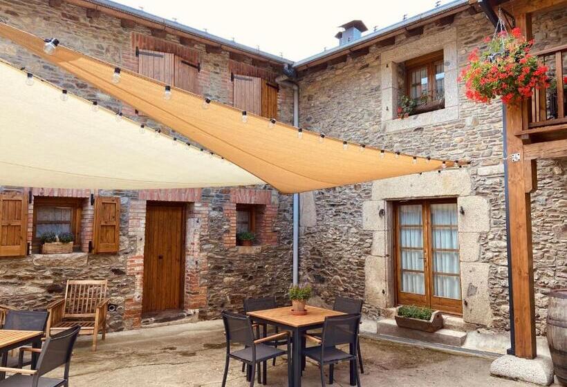 Aparthotel Les Corts