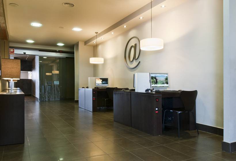 Apartamentos Turísticos Augustus