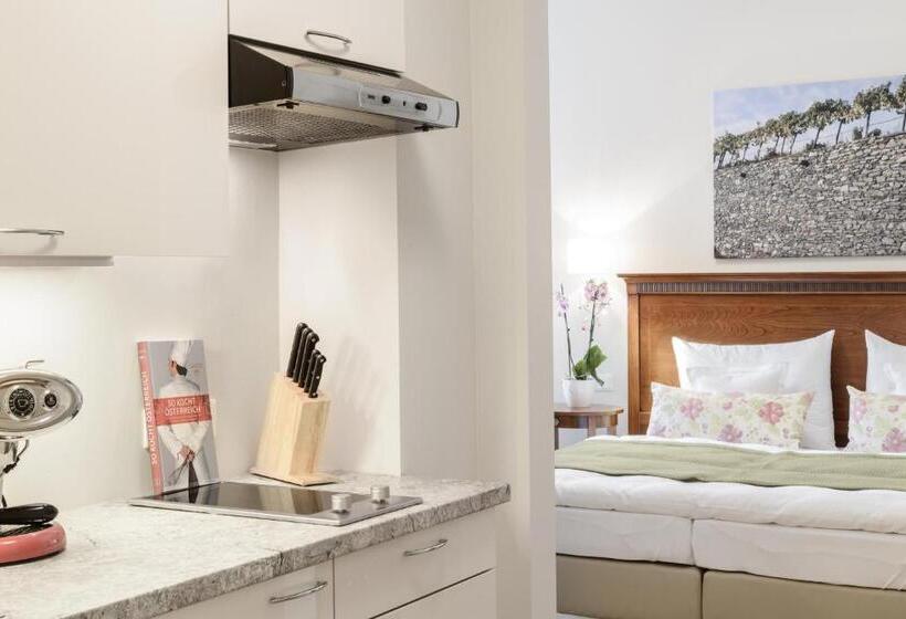 Donauwirt   Hotel Garni